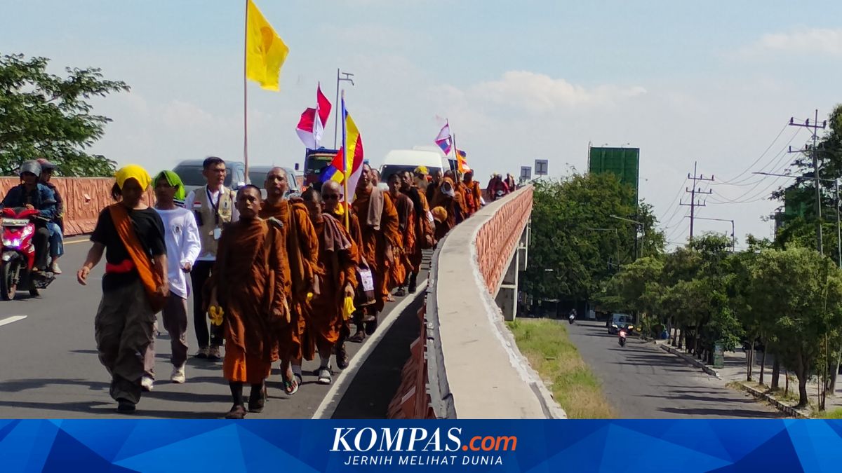 Perjalanan Spiritual Biksu Asia Tenggara Menuju Borobudur
