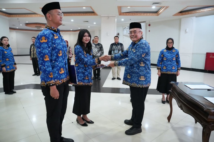 Sesmenpora Resmi Lantik 52 CPNS Menjadi PNS, Tekankan Pentingnya Integritas dan Kreativitas