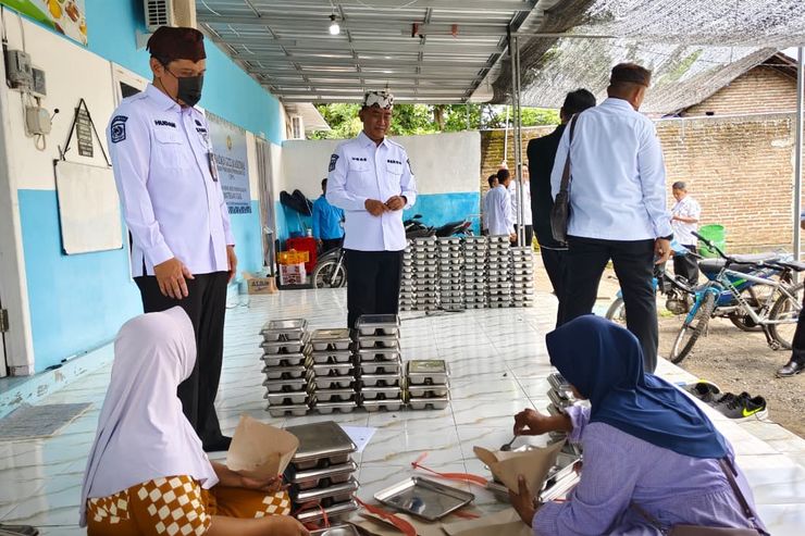 Penemuan Mengejutkan dalam Sidak Gizi di Probolinggo: Menu dan Porsi Tak Sesuai Standar