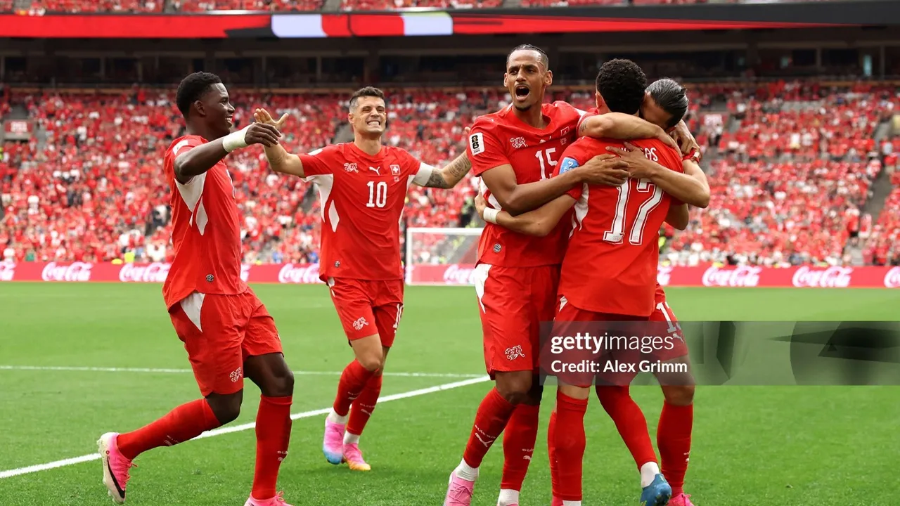 Swiss bertekad hentikan langkah Aljazair menuju babak 16 besar Piala Dunia 2026. (Foto: Alex Grimm/Getty Images)