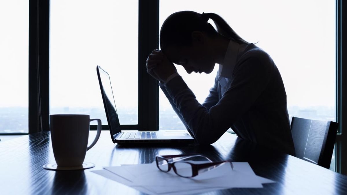 Tanda dan Risiko Silent Dehydration di Ruangan Ber-AC