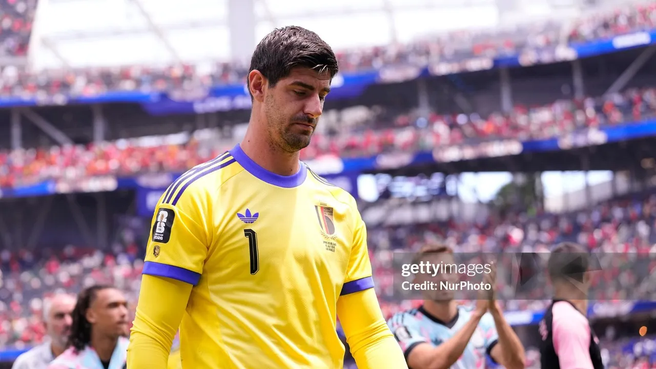 Courtois Jelaskan Keputusan Penggantian Diri dan Dukung Lammens