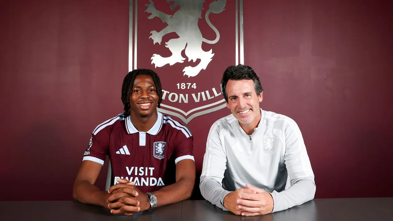 Johan Manzambi Resmi Bergabung dengan Aston Villa Setelah Tinggalkan Freiburg