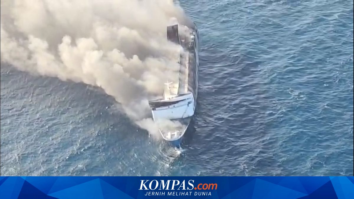 Tragedi Kebakaran KM Mutiara Sentosa 2: 236 Korban Dievakuasi, 5 Tewas