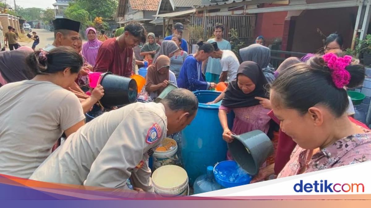 Krisis Air Bersih di Kampung Sambiayunan, Polres Serang Turunkan Bantuan