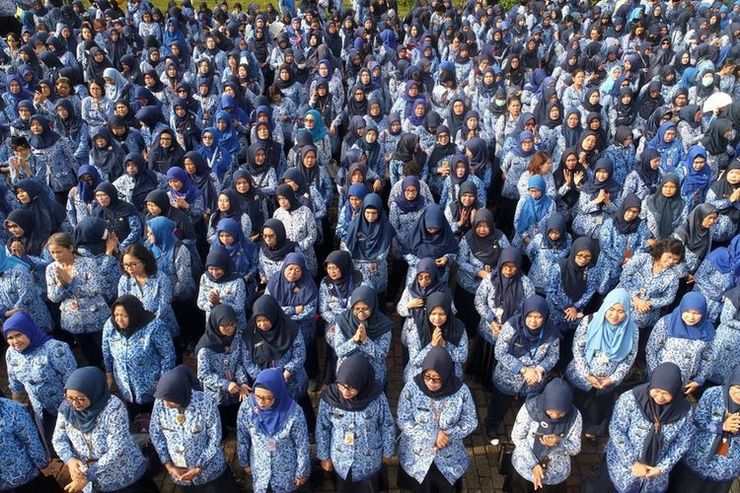 Pengawasan Ketat untuk WFH ASN Ponorogo Setiap Jumat Melalui Video Call
